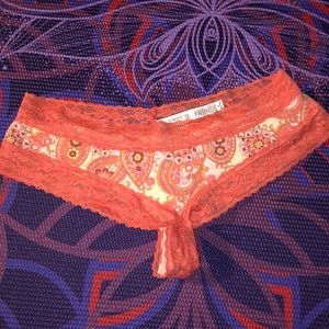 GUC Body By Victoria (Victoria’s Secret) Panty - M